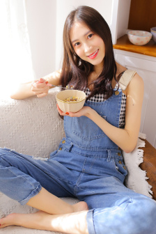 50岁寡妇偷人